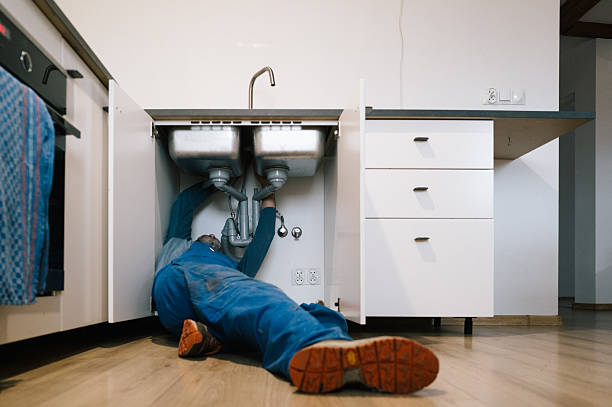 Professional Emergency Plumber technician working in Mosier, OR